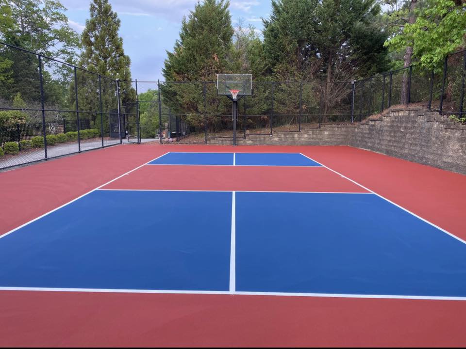 Sơn lại sân bóng rổ - pickleball tiêu chuẩn 6 lớp sơn có 10% Hạt Cao Su TopSports trên nền ciment